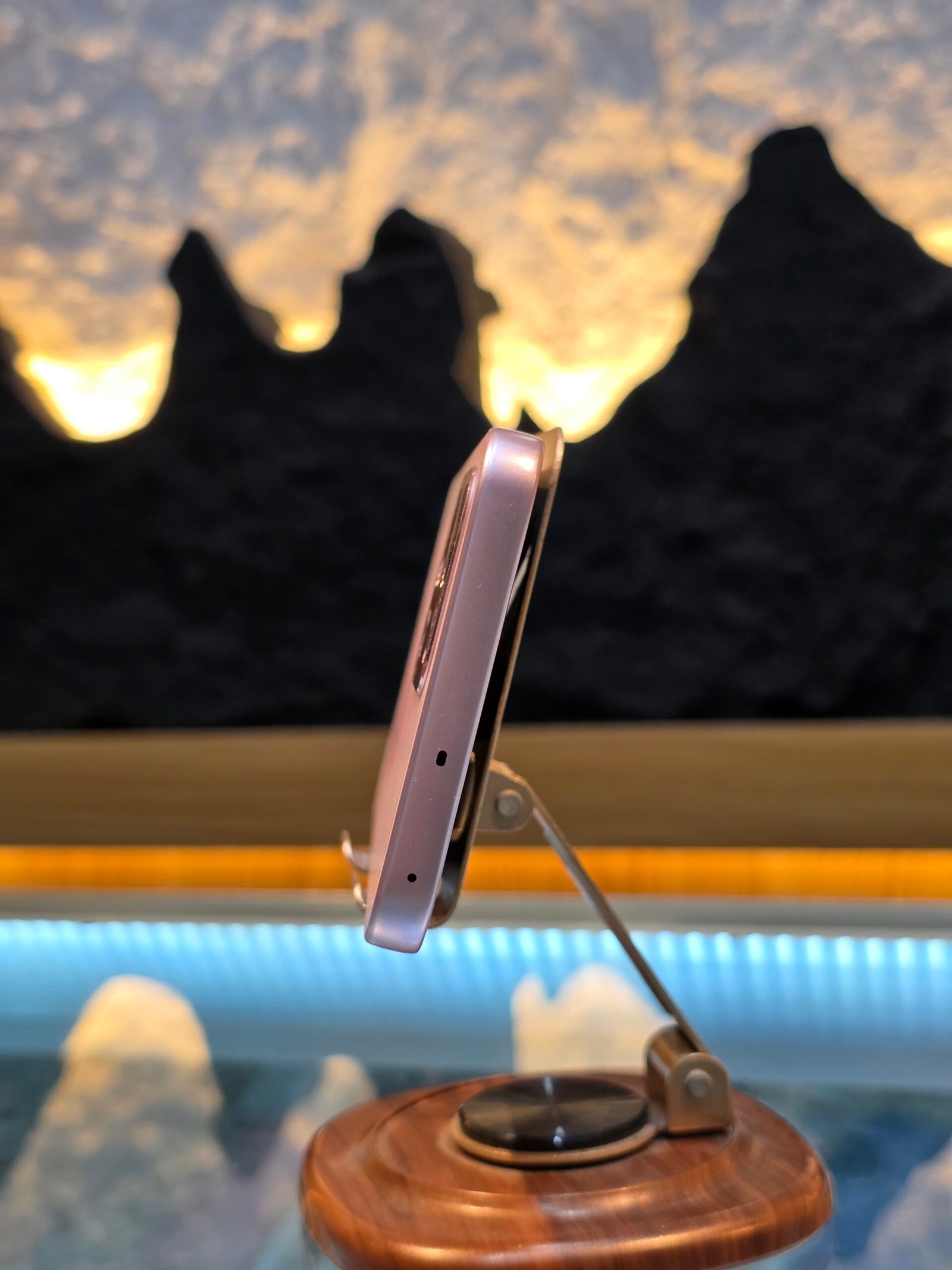Oppo A6 Pro 5G Used - Image 4